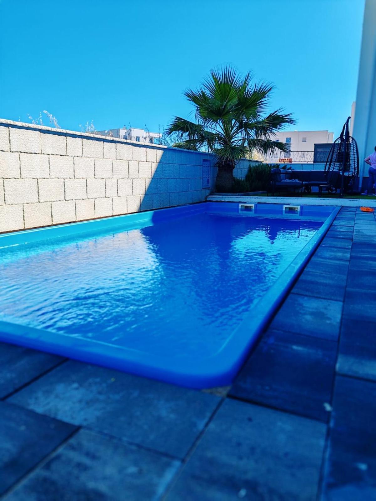 Apartmani Anastasia With Pool, Новалья Экстерьер фото